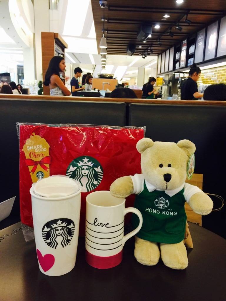 ซื้อแก้ว2ใบ ฟรีเป๋าแดง1ใบ @ Starbucks Siam Paragon 1 St