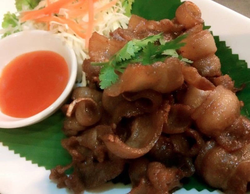 สามชั้นทอดน้ำปลา😋🐷