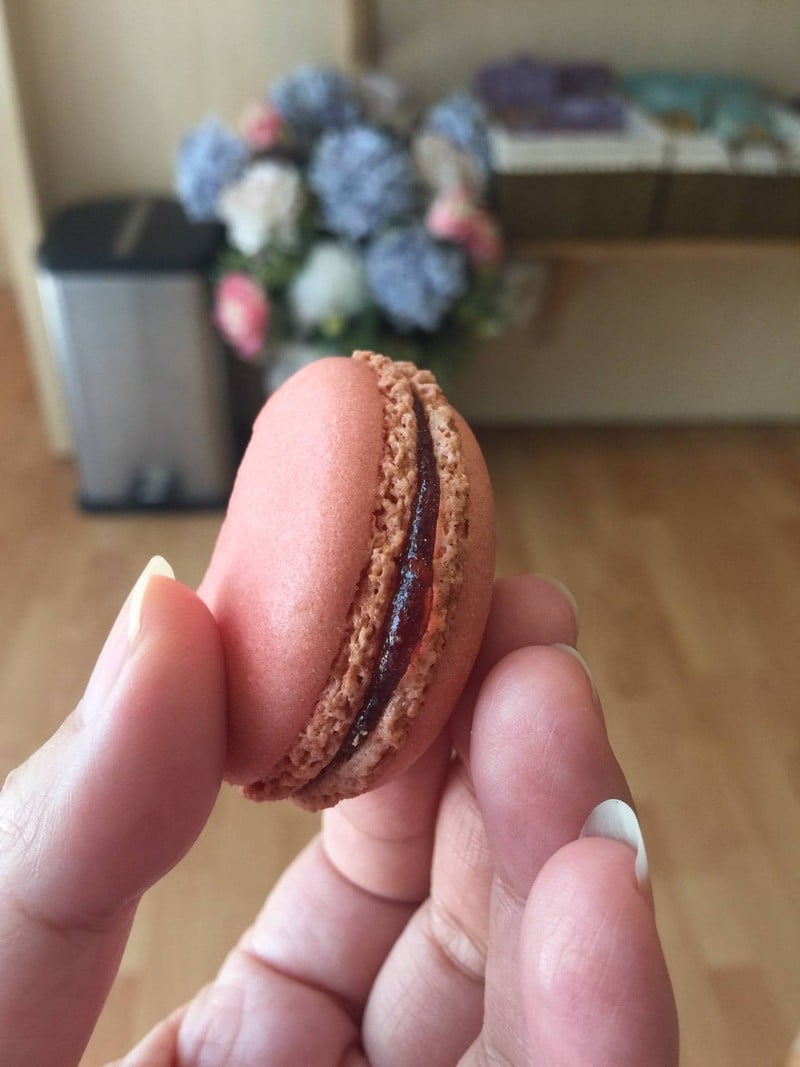 วันนี้มีมากาคอง ชิ้นละ 30 บาท