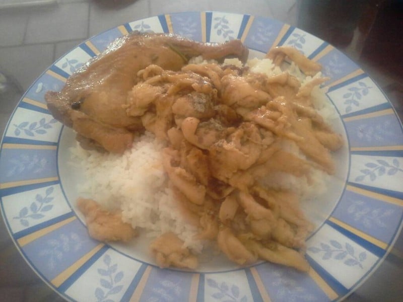 ข้าวไก่กระเทียม