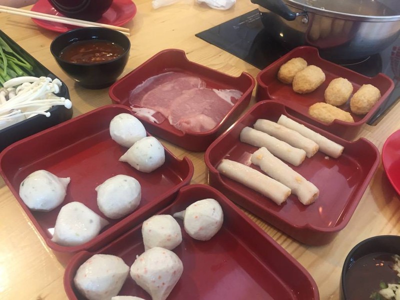 ลูกชิ้นหลากหลายมีไส้ด้วย