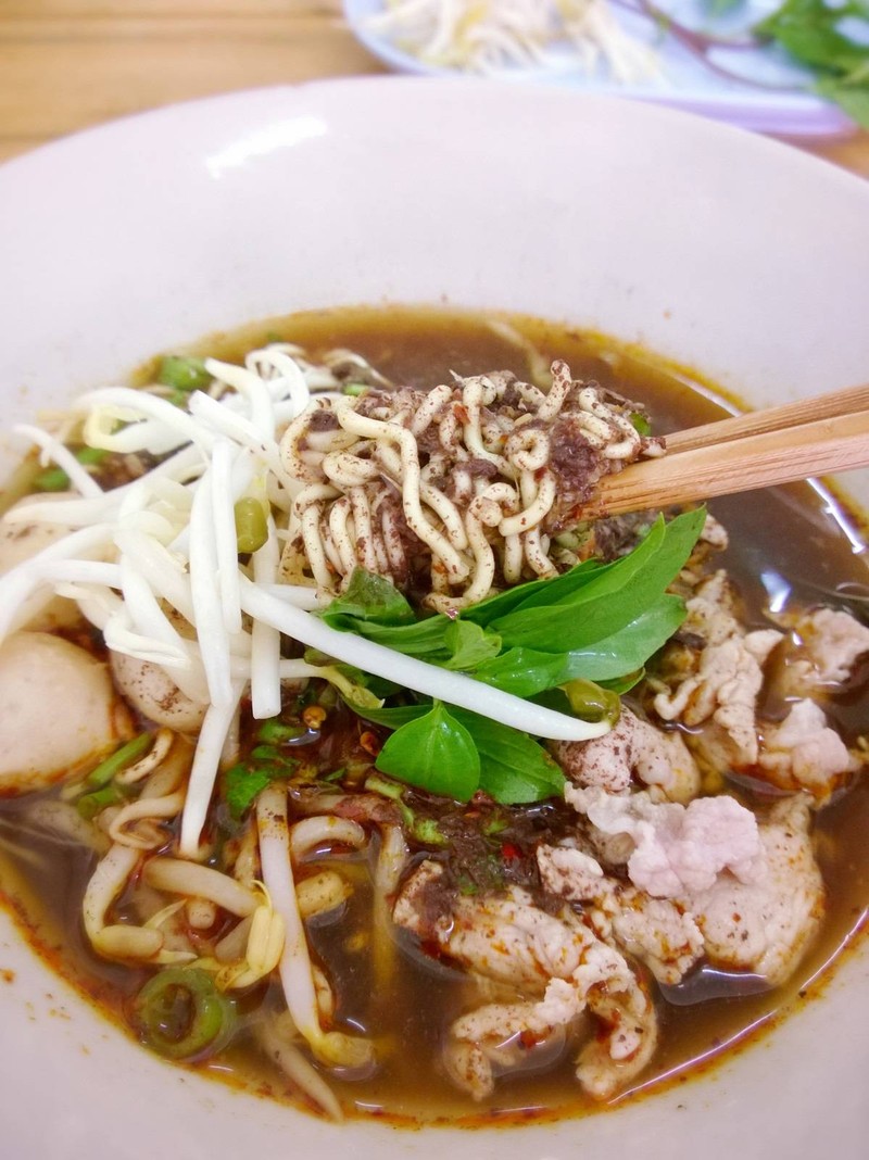 คีบเส้น 