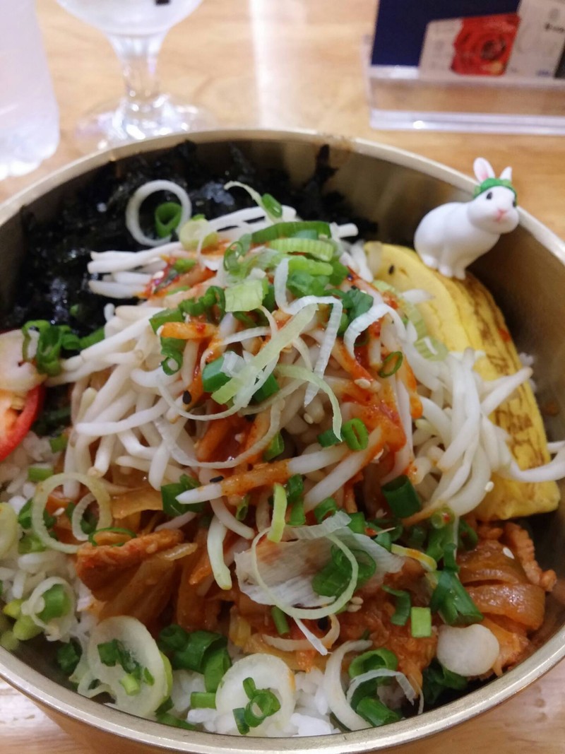 เจ้มจ้น​อร่อยยแต่เผ็ดมากกก