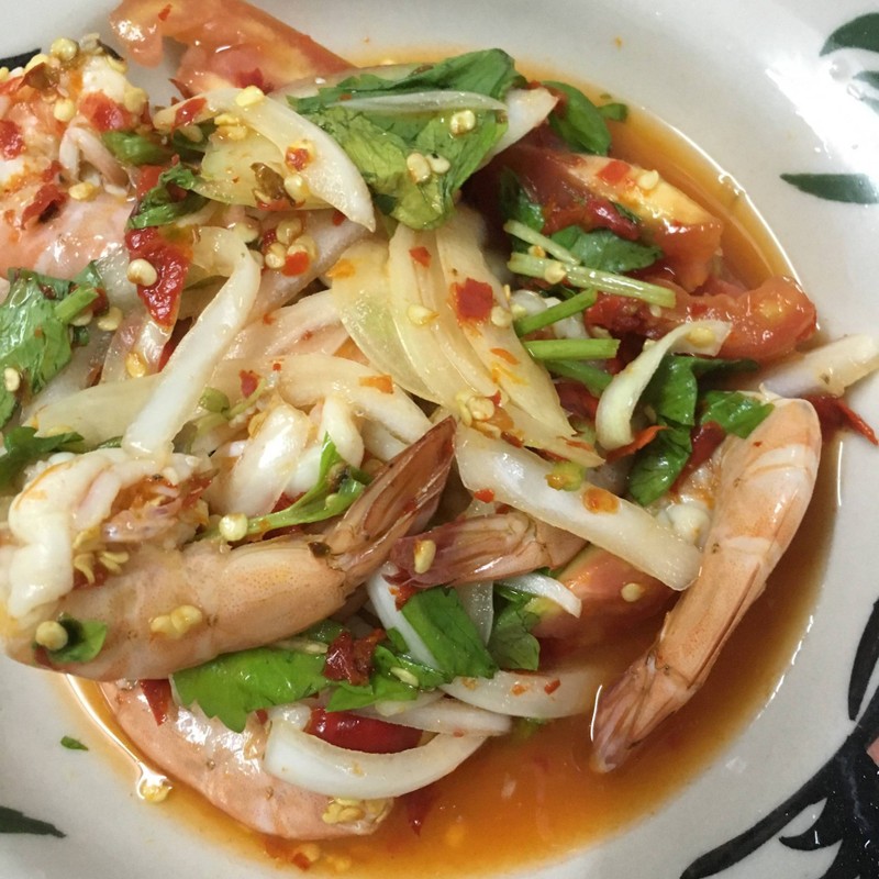 ยำกุ้งสด (60฿)