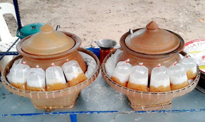 ร้านขนมหวานปากริมไข่เต่าสูตรโบราณ