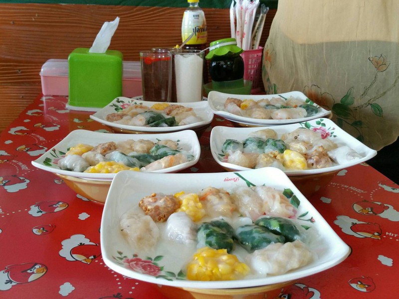 ยกมาพร้อมกันทีเดียว 5 ชุด ...