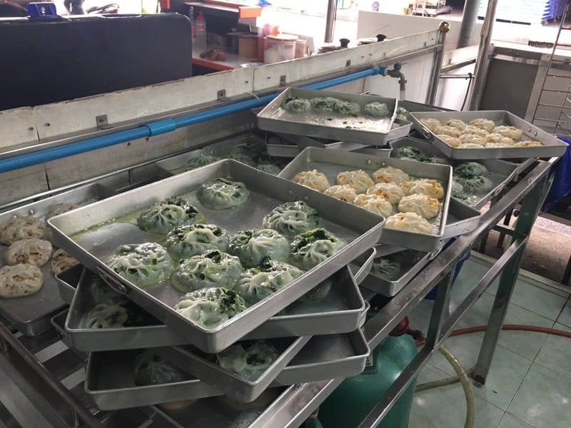 แป้งบางไส้แตก