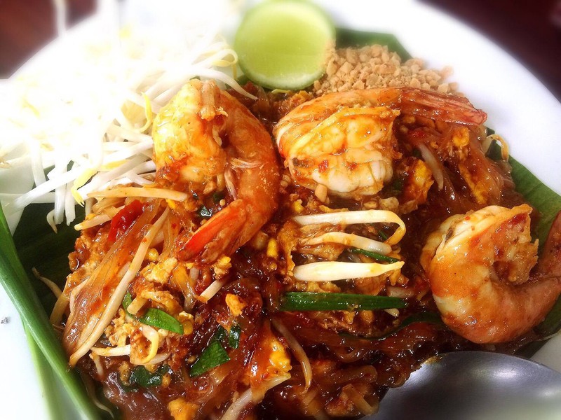 ผัดไทยโบราณทะเล