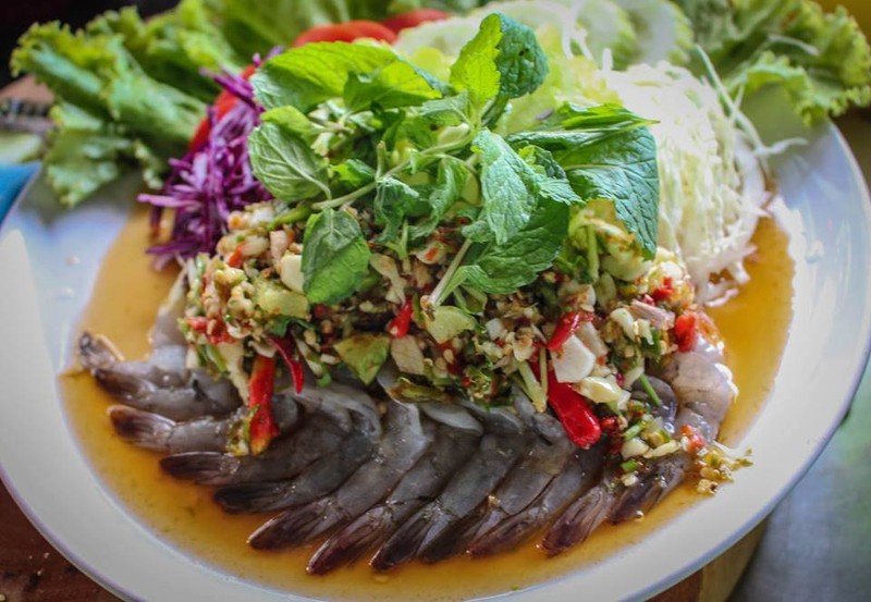 ร้านแซ่บบ้านแก่ง