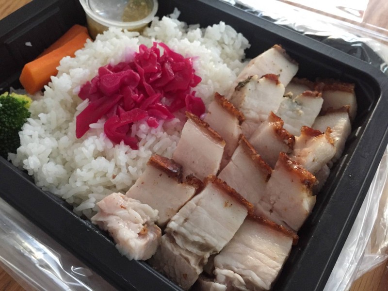 หมูชิ้นหนา แน่น เต็มคำ