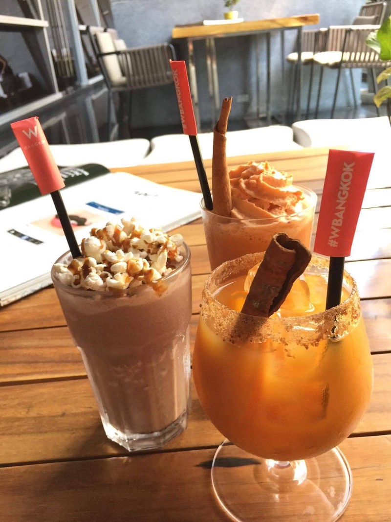 ชิลกับ Homemade ice Tea และ Smoothies