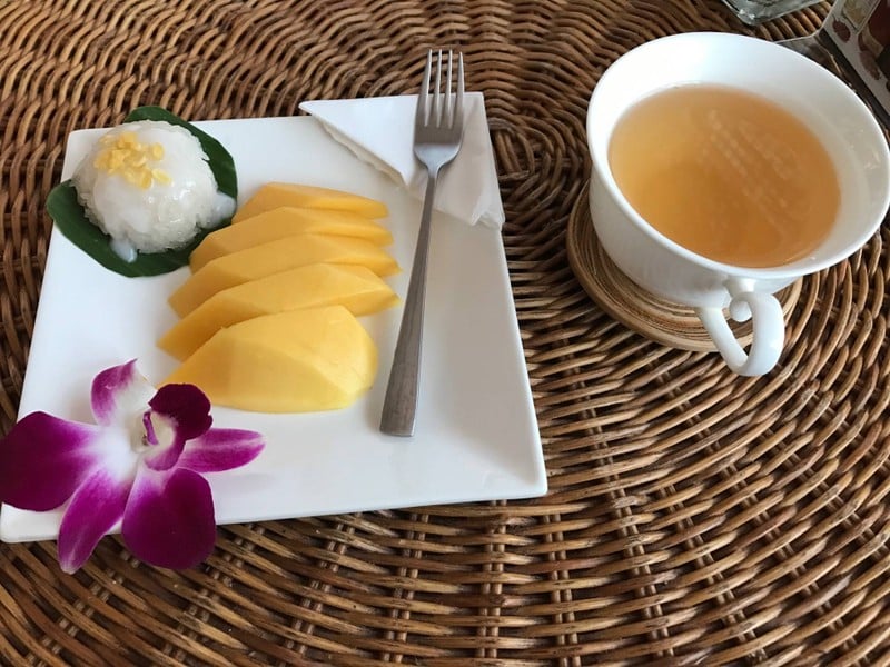 มีข้าวเหนียวมะม่วงให้หลังนวดเสร็จ