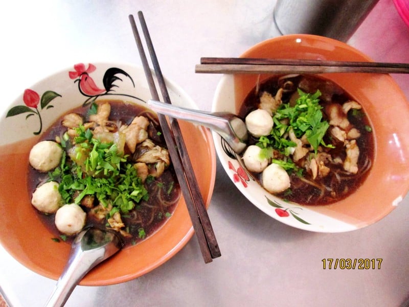 เล็กชิ้นสดเปื่อยเอ็น