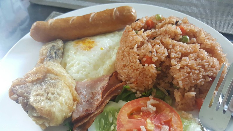 ข้าวผัดอเมริกัน : ง่ำๆๆ