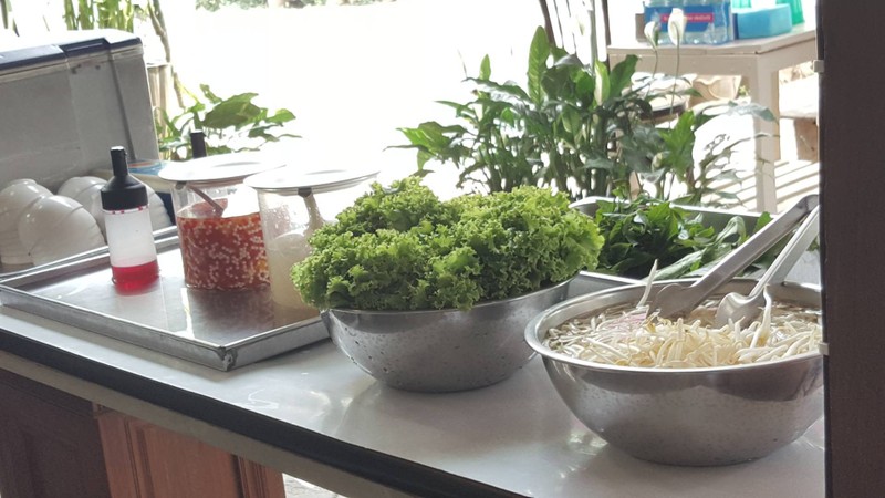 ผักร้านอื่นไม่มีหรือคิดตัง ที่นี่ฟรี