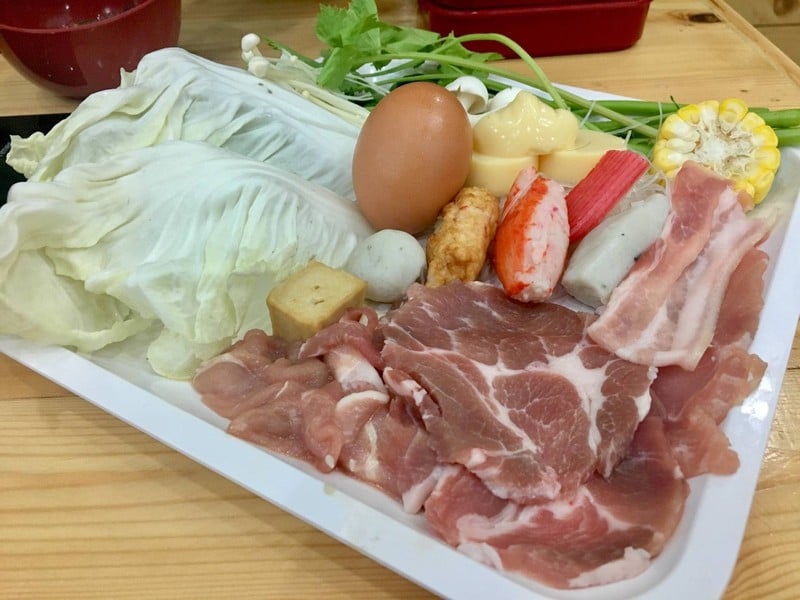 เสิร์ฟอันนี้ทุกโต๊ะก่อน