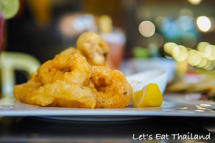 4. Crispy Fennel Calamari (180 บาท) 