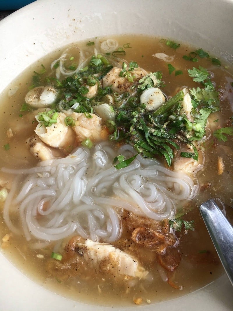 ก๋วยจั๊บญวณสูตโบราณ ใส่เนื้อปลาช่อน