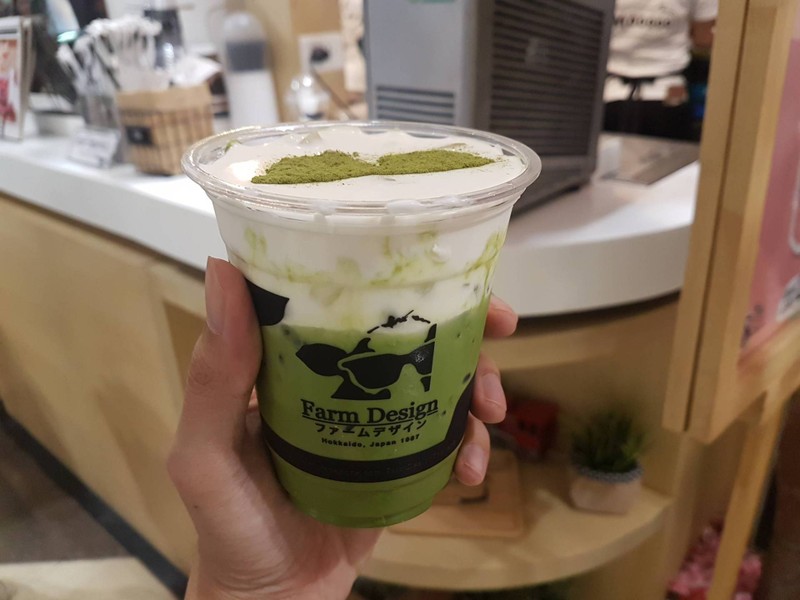 ☆☆95.- ความข้นของน้ำกับโฟมใกล้ๆกัน ชีสรสไม่เค็มแต่เปรี้ยวแปร่งๆ ชาไม่หอม