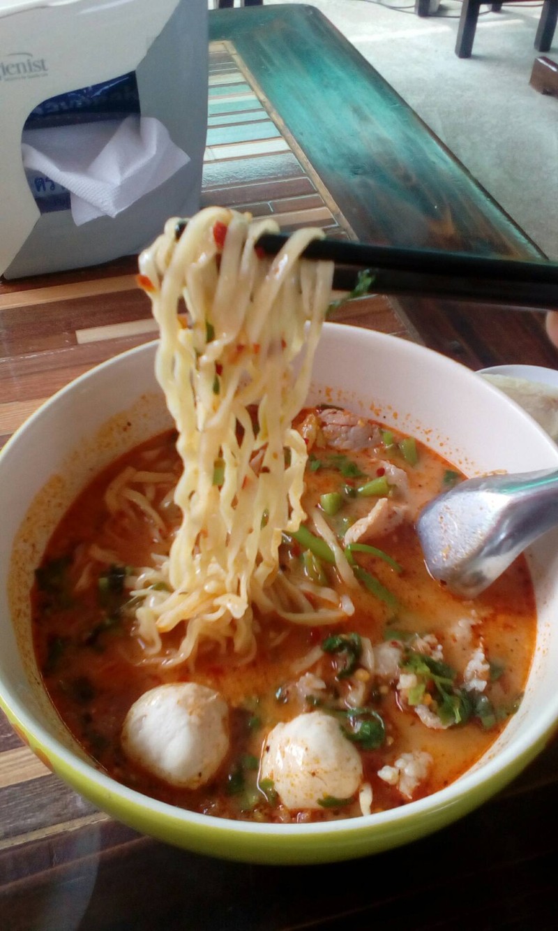 เส้นบะหมี่แบนนุ่ม