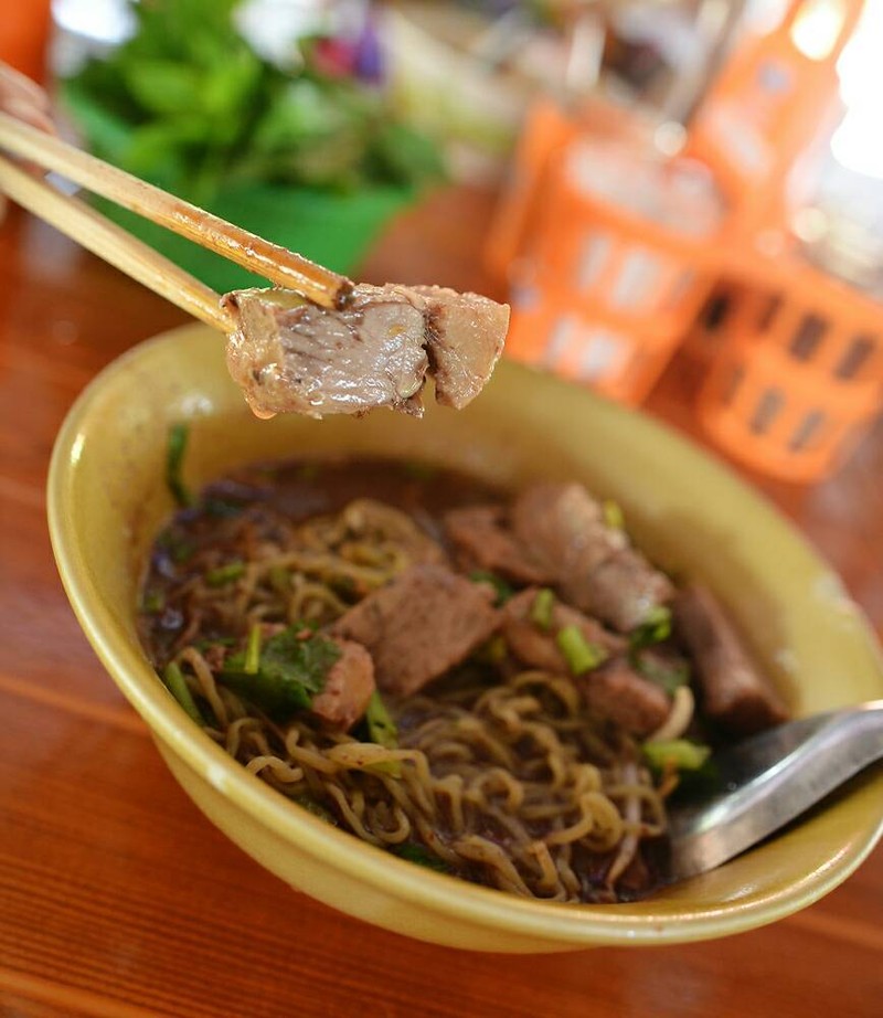 เนื้อเปื่อยชิ้นค่อนข้างหนา 