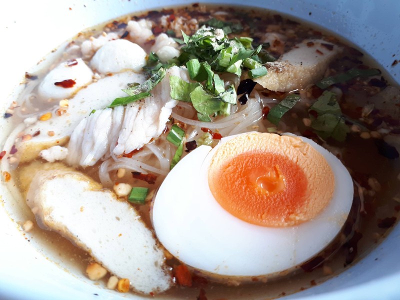 ก๋วยเตี๋ยวต้มยำมะนาวไข่ อร่อยมาก 