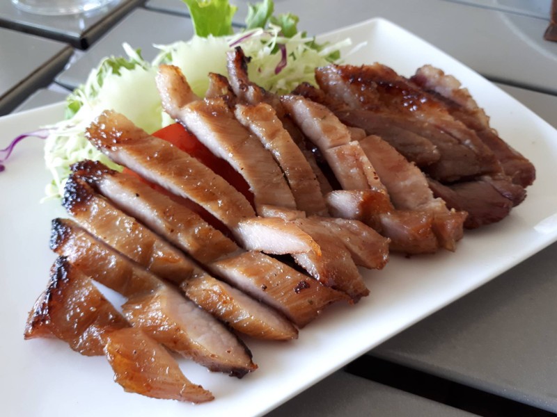คอหมูย่าง