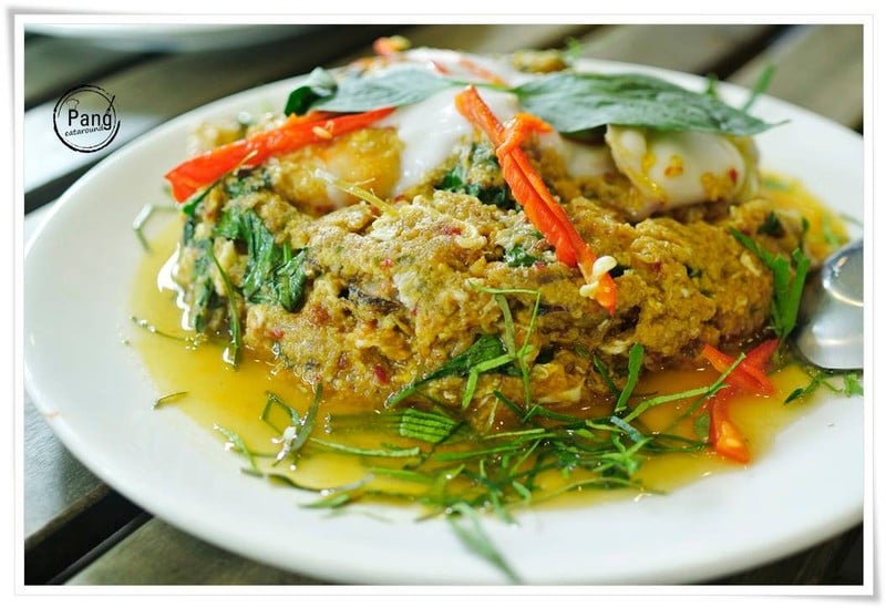 ห่อหมกทะเลผัดแห้ง 120B