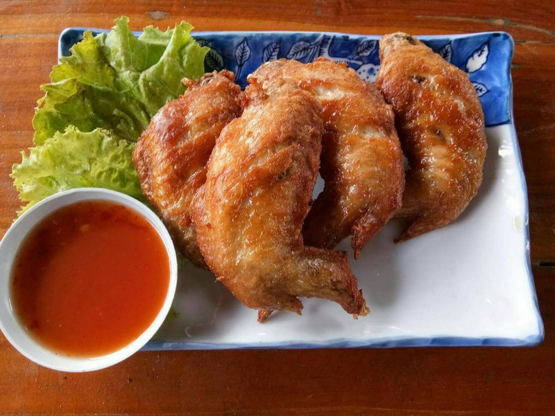 ร้านไหนไก่ทอดอร่อย ก็ต้องให้ร้านนี้อ่ะ ทานเป็นกับแกล้มอร๊อยอร่อย