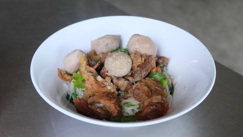 พิเศษ 50 บาท