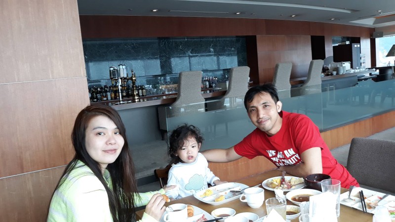 กับครอบครัว