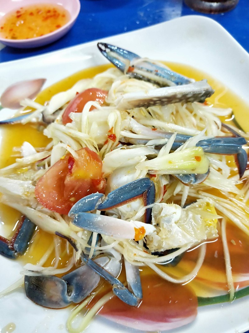 ส้มตำปูม้า 80 บาท