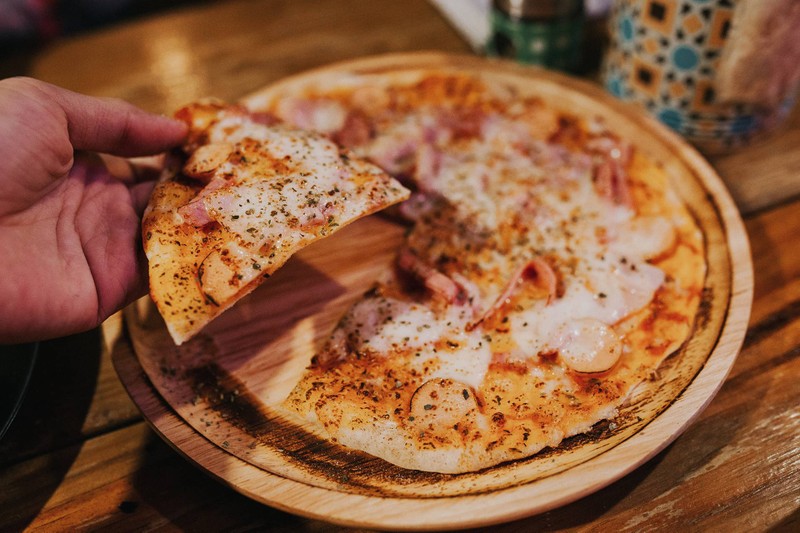 ตามภาพคือขนาด 7 นิ้ว ราคา 50 บาท และจะมีอีกขนาด 11 นิ้ว ราคาเพียง 89 บาท