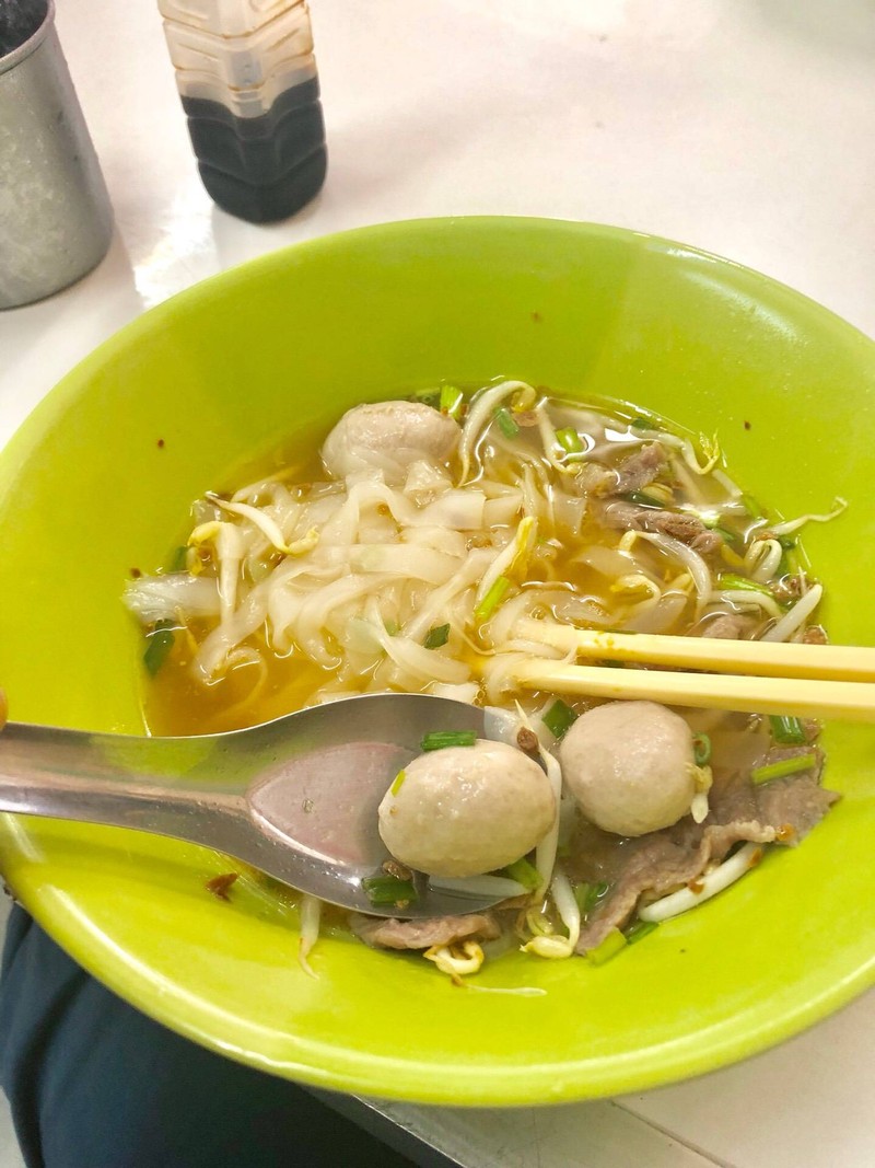 “เส้นเล็กน้ำลูกชิ้นเนื้อสด” อร่อยดี ⭐️⭐️⭐️⭐️