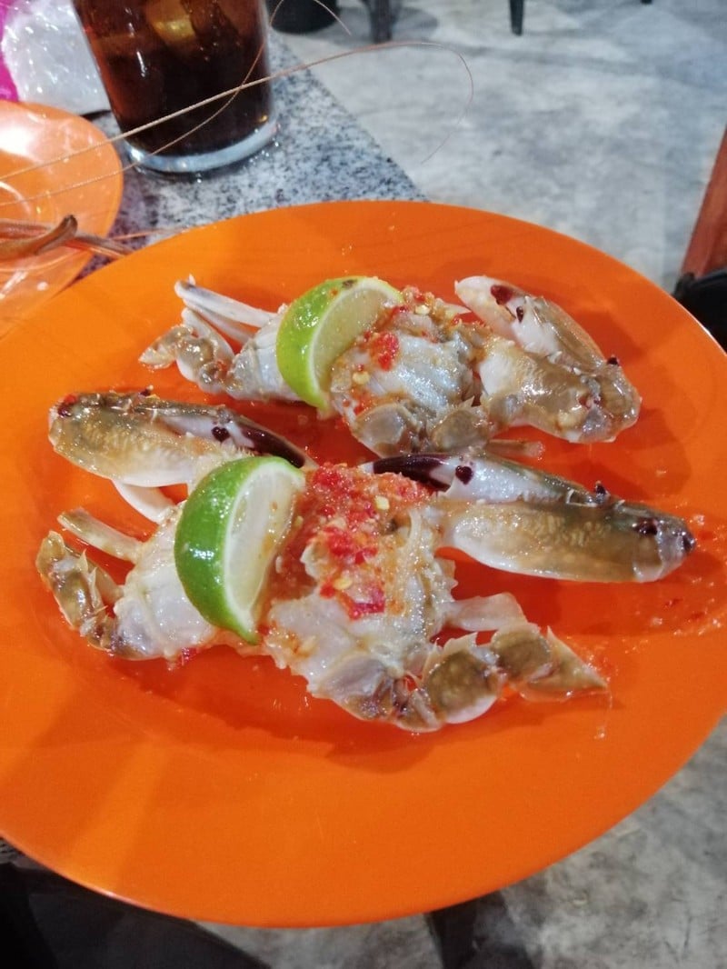 เรียกปูอะไรไม่รู้​ จัดคนเดียว​ 4 ตัว​ 