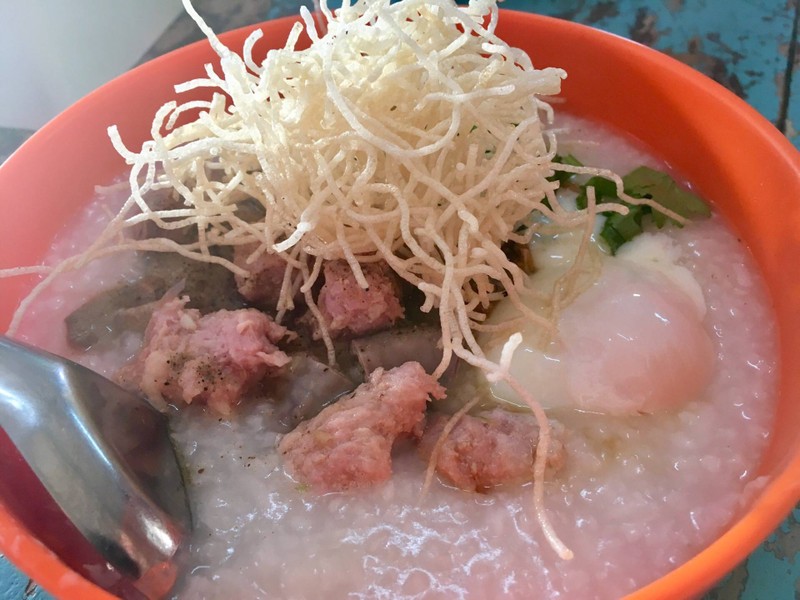 มื้อเช้ามีโจ๊กบริการ