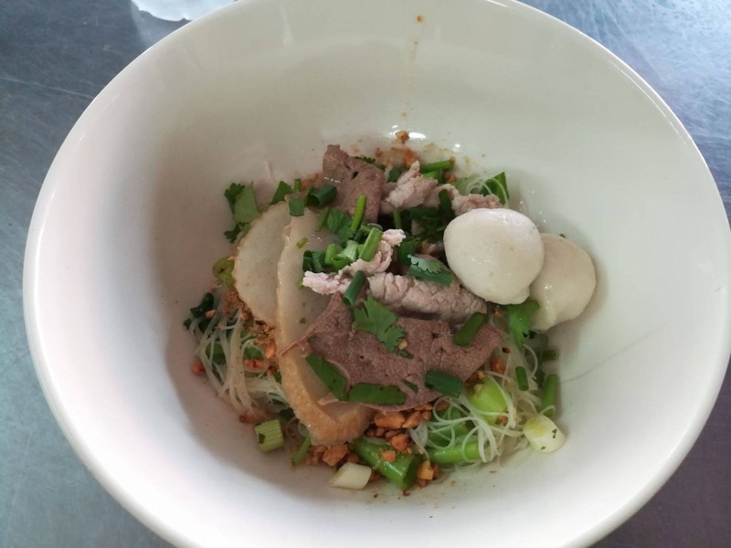 เส้นหมี่แห้งหมู