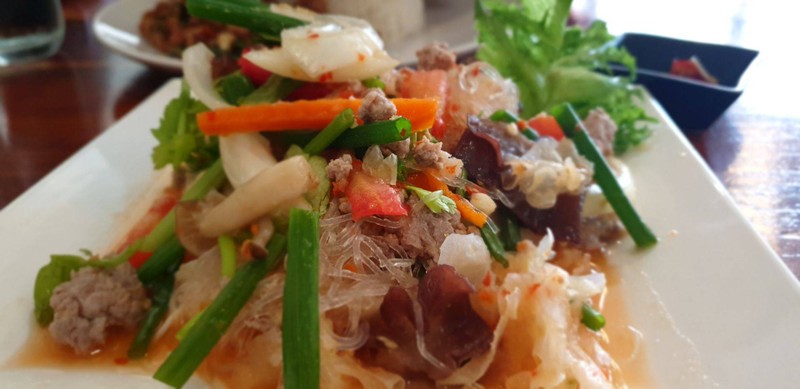 ยำวุ้นเส้น