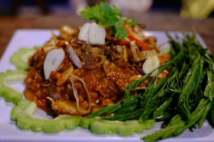 ยำหอยนางรม