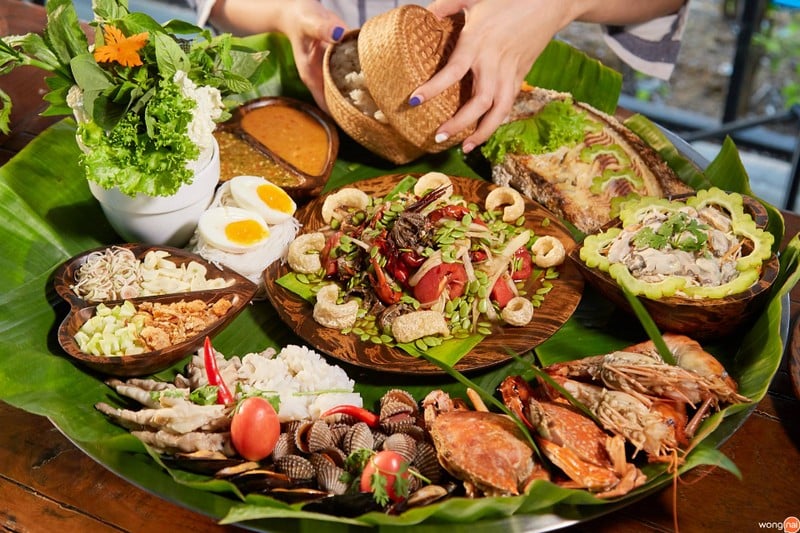 VIP ส้มตำ Club แหลมฉบัง