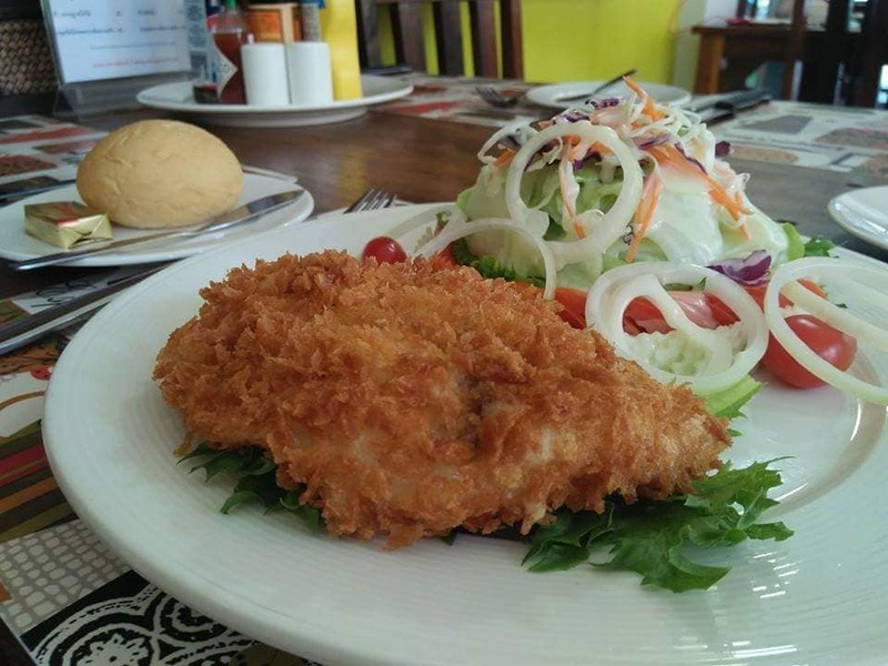 สเต็กไก่ทอดกรอบ