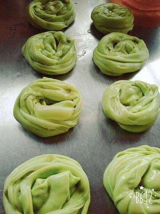 โรตีธรรมดา (แป้งใบเตย)