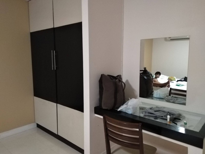 ตู้เสื้อผ้า​ Built in.ใหญ่มาก​