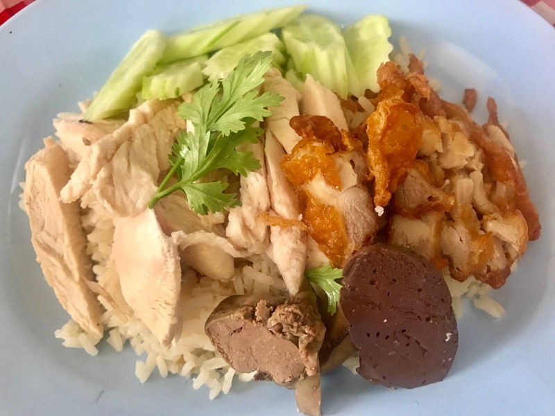 ข้าวมันไก่ต้ม+ไก่ทอด