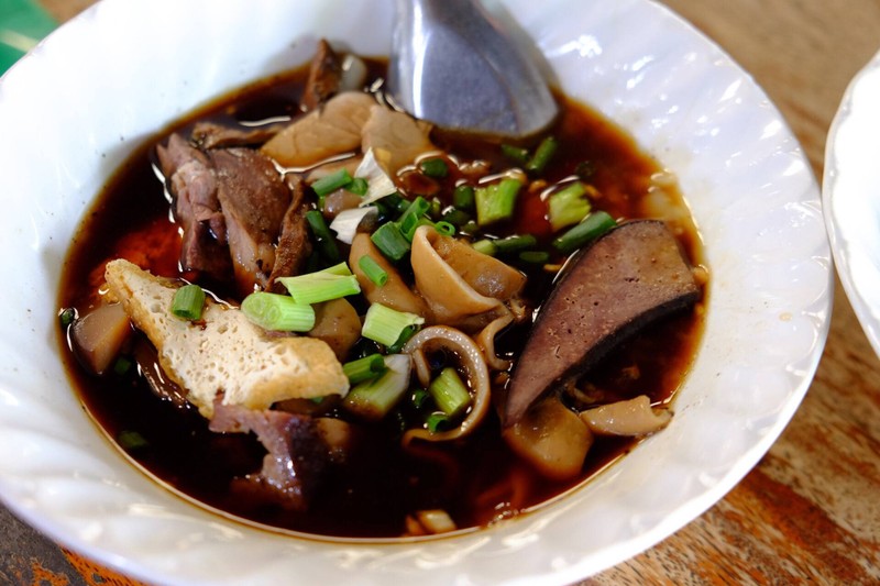 ก๋วยจั๊บน้ำข้น