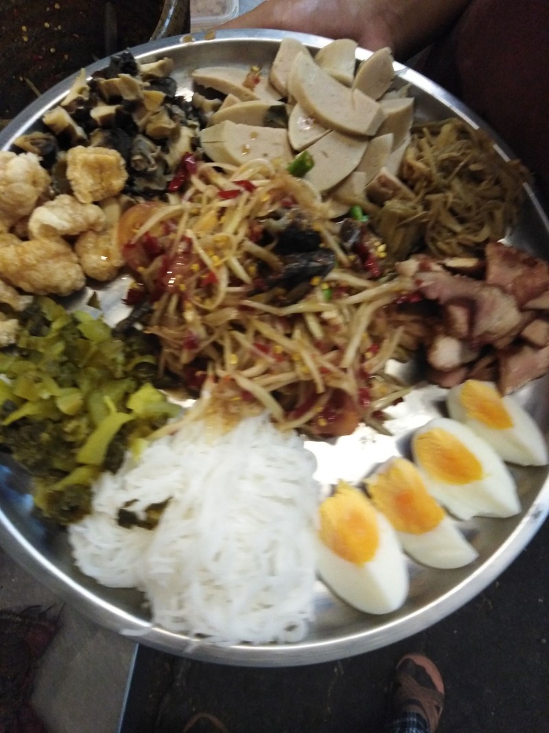 ตำแซ่บตำถาด120฿ค่ะ