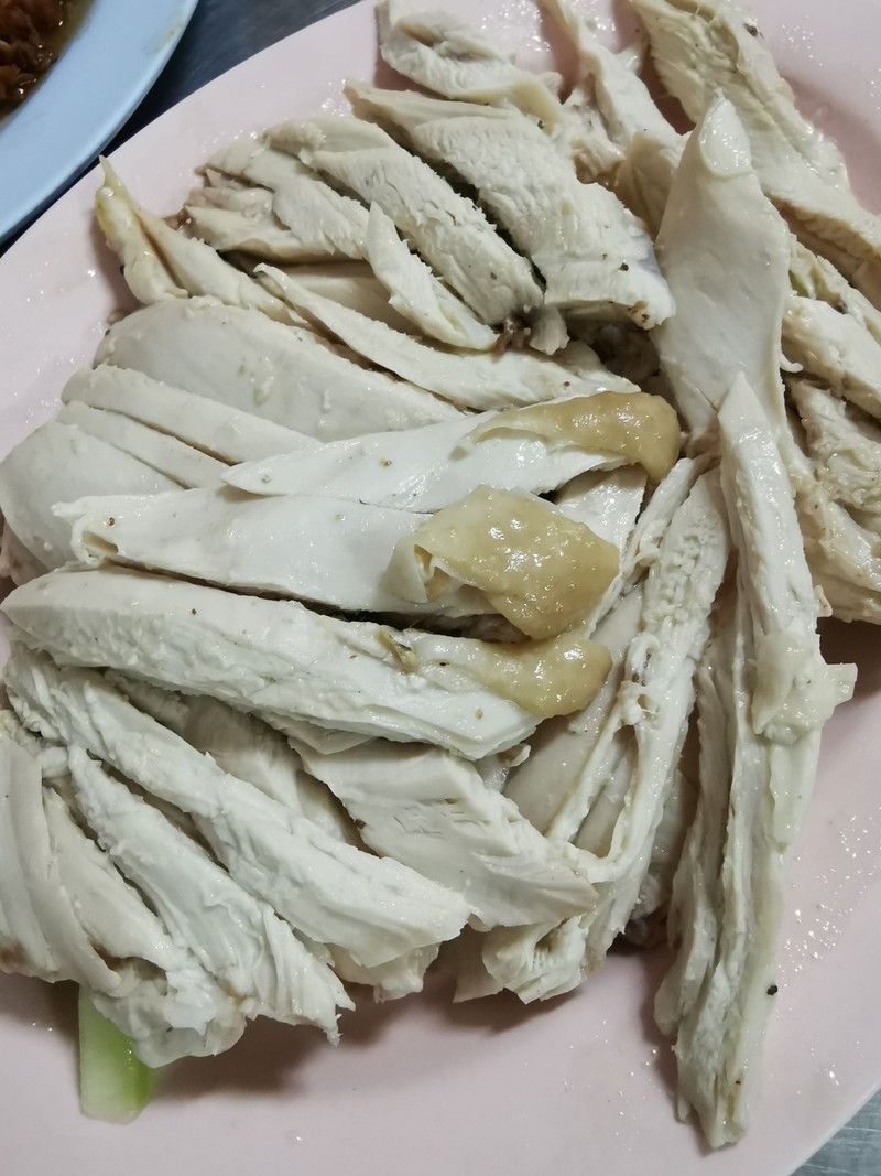 อกไก่ล้วนๆ ก็จะแห้งๆหน่อย