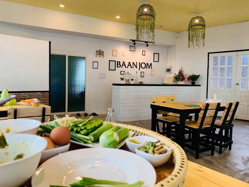 ร้านบ้านโจม 