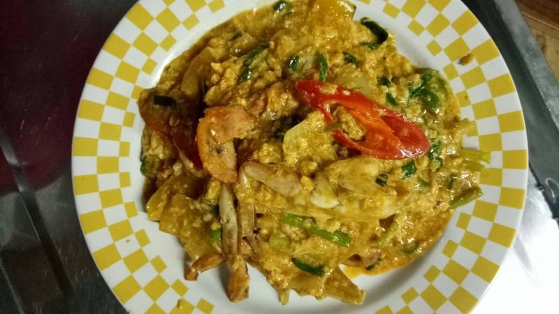 ปูม้าผัดผงกะหรี่