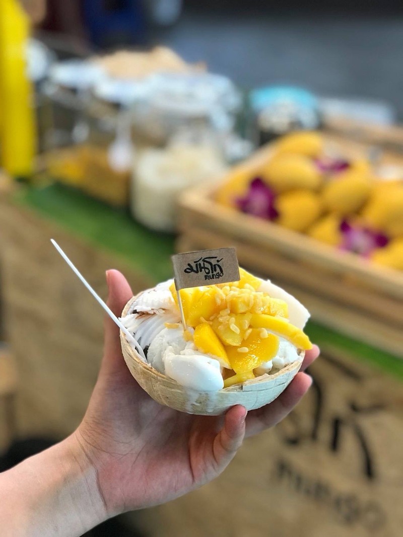 Coconut Ice-Cream with Mango Sticky Rice